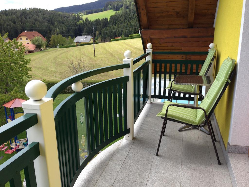 Haus Rose Lägenhet Wenigzell Rum bild